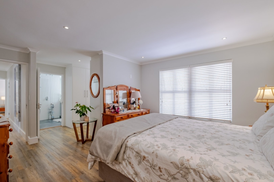 3 Bedroom Property for Sale in Chanteclair Western Cape